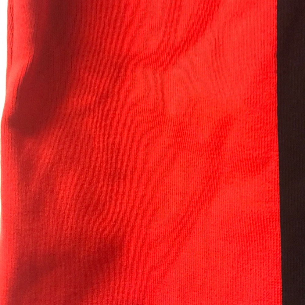 Top - Picture 2 of 7